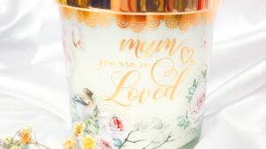 Soft Floral Mum Candle Vanilla 45hr Burn 9cm